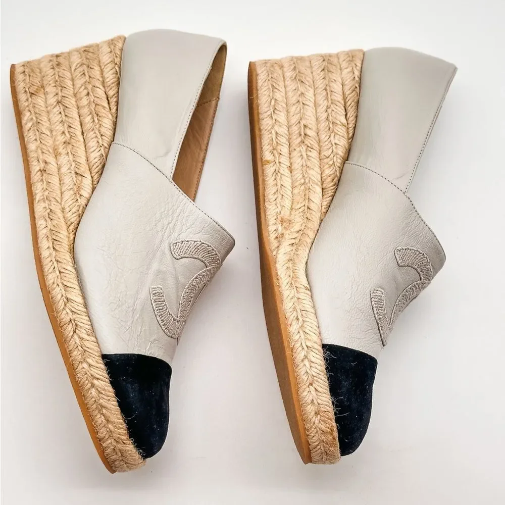 CHANEL CC Logo Cap Toe Lambskin Suede Espadrille Wedges Espadrilles EU 42 - Picture 5 of 13